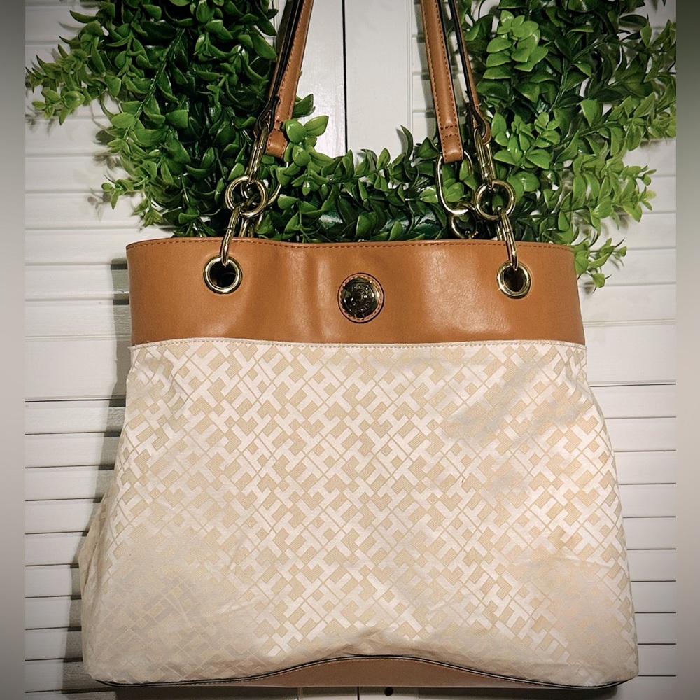 Tommy Hilfiger tote
